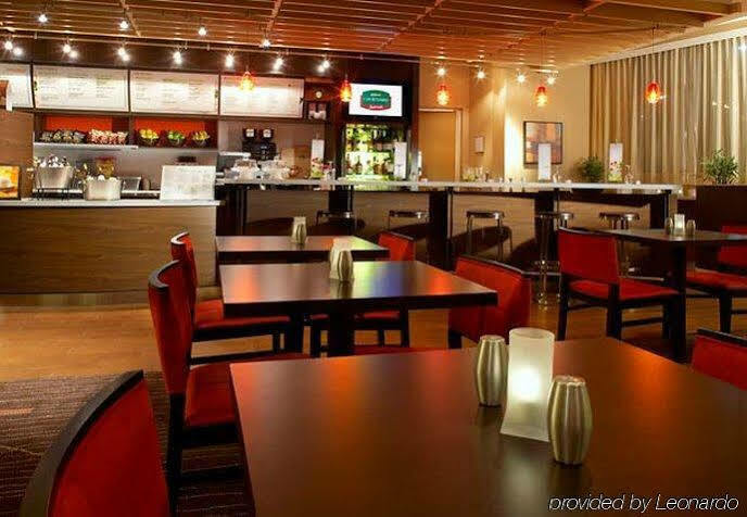 匹兹堡万怡塞特勒斯里奇鲁滨逊酒店 伊姆派瑞尔 外观 照片